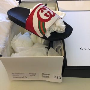 Men’s Gucci Interlocking GG Red Pool/Beach Slides.